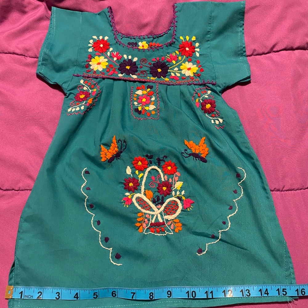 Mexican dress with brown huaraches(sandals)